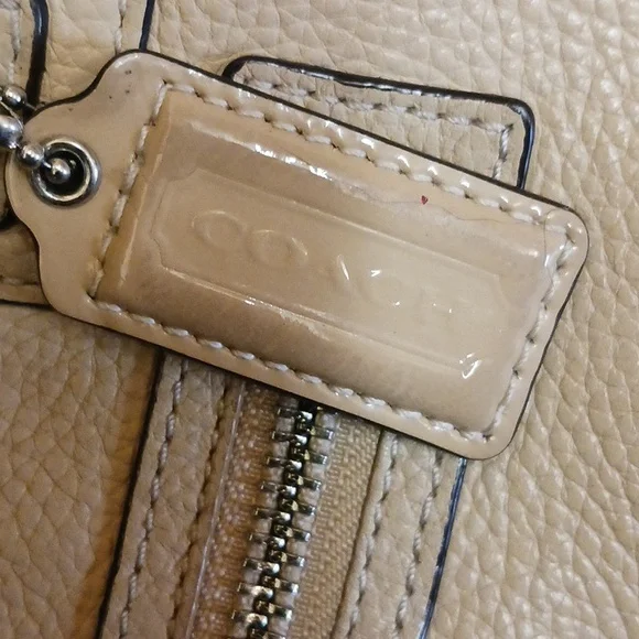 Coach Vintage Penelope Bag - Picture 3 of 13